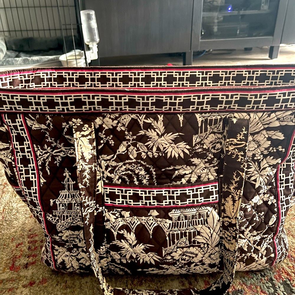Vera bradley get carried away tote